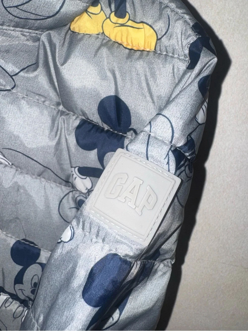 Gap x Disney Kids Puffer Coat 3 Toddler Mickey Mouse Gray Fall Winter Jacket